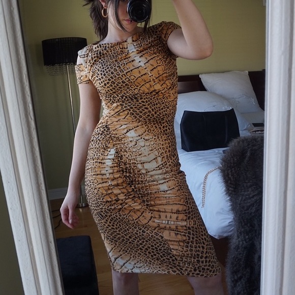 Animal print ruched dress - Picture 8 of 12